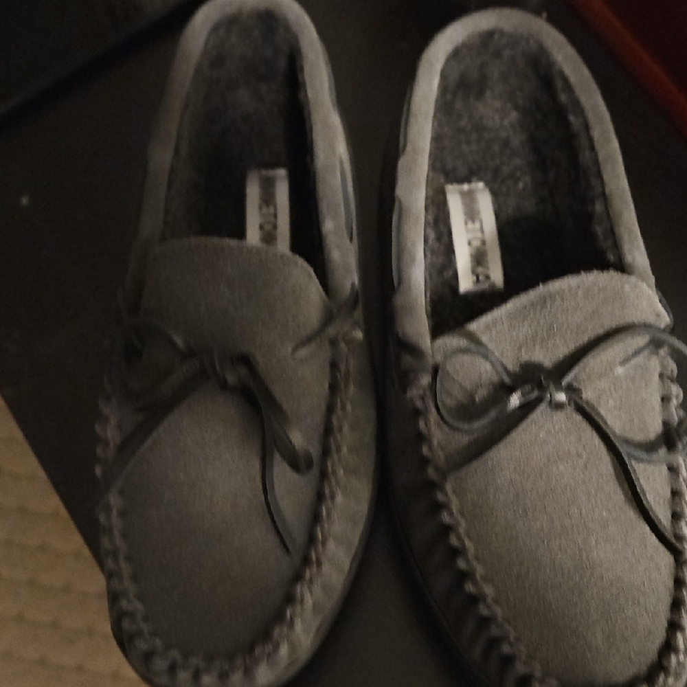 Minnetonka Men's Charcoal Loafers